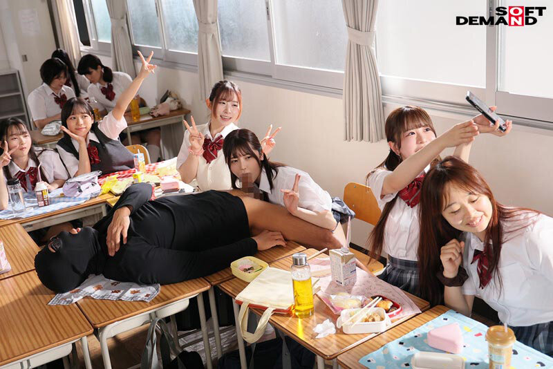 「沙月恵奈・小野寺舞ら制服女子校生5人と即ハメ中出し！幼なじみとの甘酸っぱい青春性交群像劇」のサンプル画像7枚目