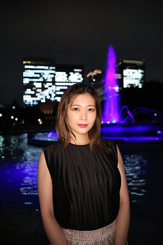 「【素人人妻】夫に不満を持つ美人妻たちがTバックを履いてNTR寝取られ浮気SEXに溺れる」のサンプル画像9枚目