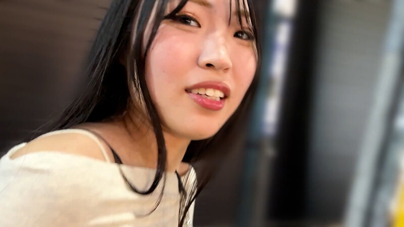 「【素人ナンパ】美人ネイリストお姉さんに声をかけてアナル観察！ゆあちゃんの恥じらい姿が最高」のサムネイル