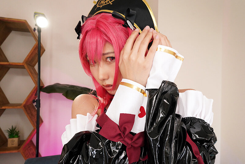 「【VR】超絶美尻激シコレイヤーはナマイキ後輩だった！？弱みを握って強●ご奉仕ゴム無しSEX！！ 逢沢みゆ【8K】」のサンプル画像3枚目