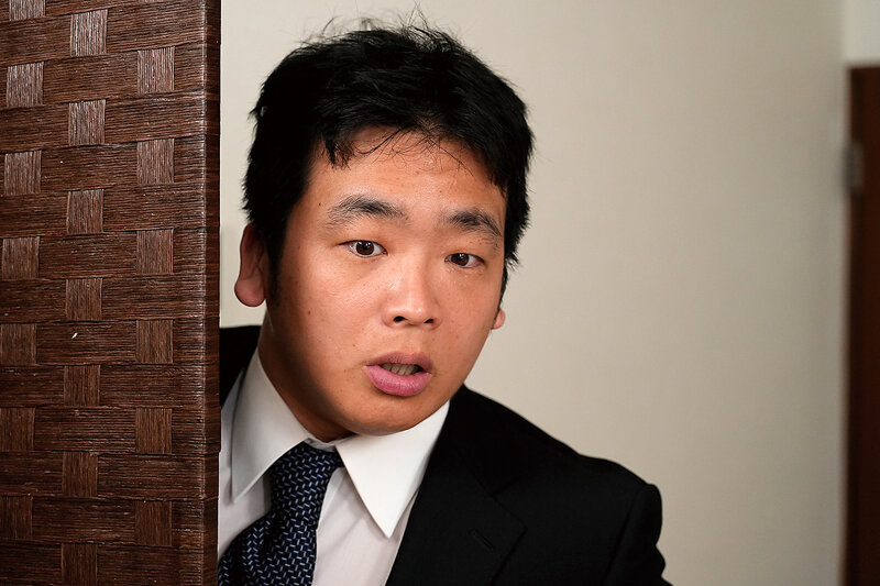 「【百合良】美乳スレンダー人妻が隣人と禁断の不倫NTR!寝取られ中出しセックスの衝撃映像」のサンプル画像3枚目