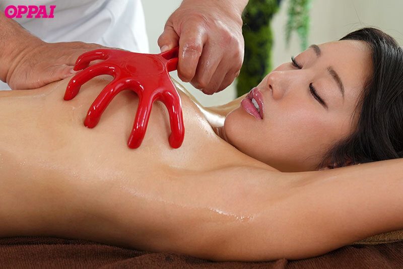 「スレンダー女優・竹内有紀が潮吹き&中出しで絶頂アクメ!スペンス乳腺開発の快感映像」のサンプル画像2枚目