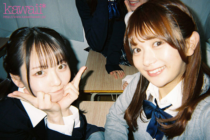 「美少女JK4人組とハーレム3P4P中出し乱交｜かりん・めいさ・ゆな・いつきの校則違反プレイ」のサンプル画像2枚目