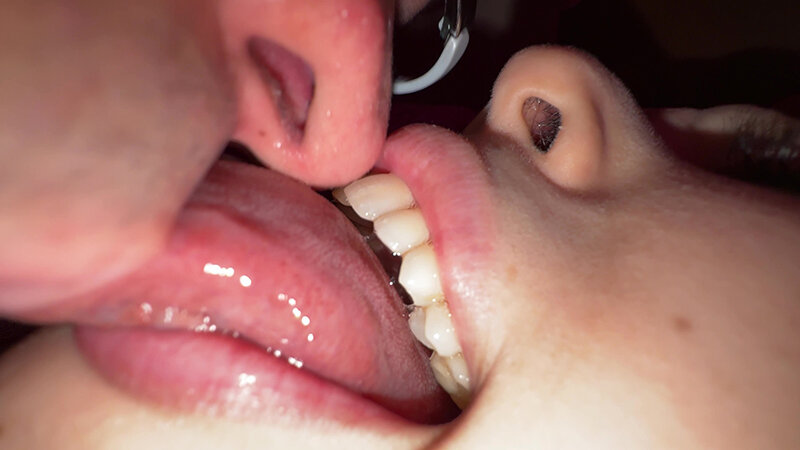 「【横山夏希】美人お姉さんをナンパ！素人風の濃厚キス個人撮影が話題」のサンプル画像6枚目