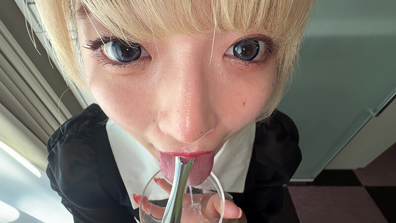 「【安堂はるの】素人お姉さんをナンパ!個人撮影で魅せる舌ブラシ汚舌苔採取の衝撃映像」のサンプル画像11枚目