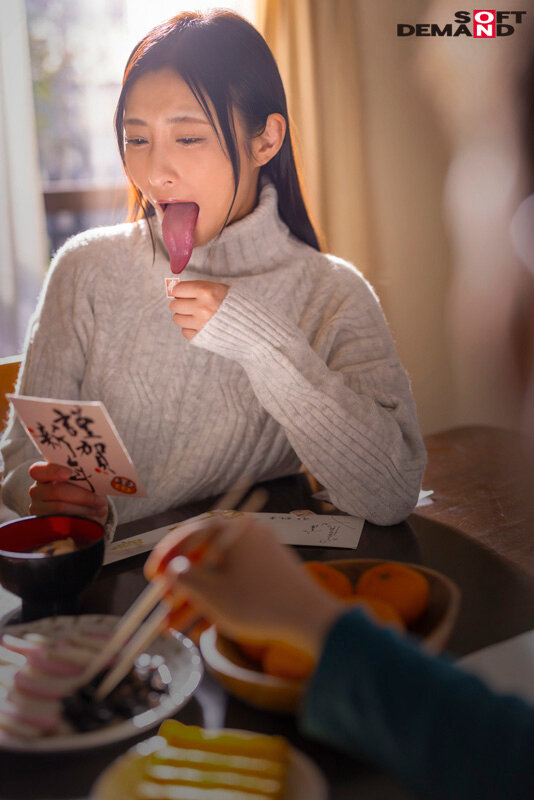 「神納花が魅せる人妻の濃厚フェラテクニック｜禁断の近親相姦プレイで悶絶イラマチオ」のサンプル画像20枚目