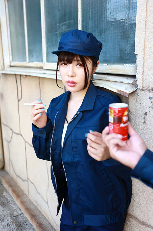 「町工場のツンデレ元ヤン娘から結婚相談所の世話好きおばちゃんまで!働く女10人の職業別SEXファイル(16)」のサンプル画像3枚目