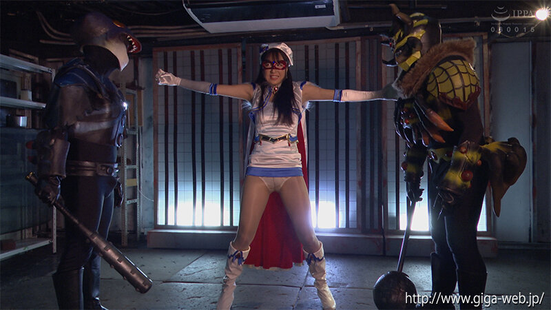 「楠木花菜が魅せる女戦士ヒロイン陥落！魔法美少女戦士フォンテーヌの壮絶バトル」のサンプル画像10枚目