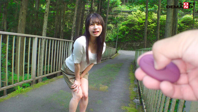 「【素人M女】145cm現役看護師が野外露出・拘束プレイでアクメ連発!温泉NTR密会で羞恥イキ狂い」のサンプル画像5枚目