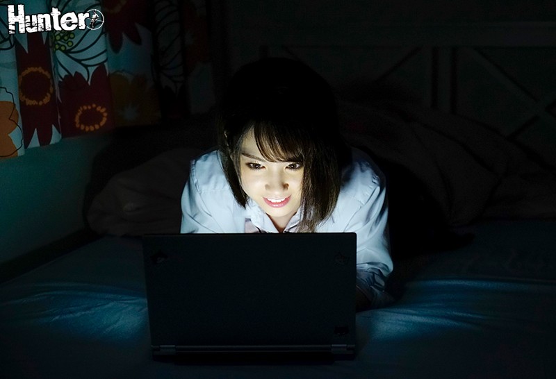 「【女子校生】清楚な制服美少女が3P・4Pで連続中出しされる公開調教プレイ」のサンプル画像6枚目