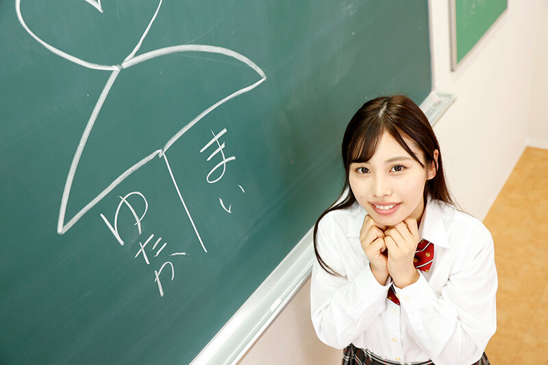 「有栖舞衣のパンチラがたまらない！美少女クラスメイトの巨尻に釘付けのイチャラブ学園生活」のサンプル画像5枚目