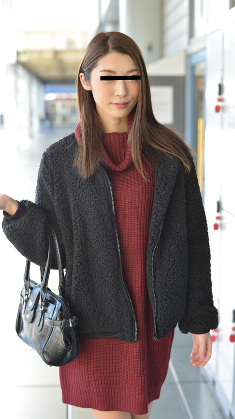 「【熟女】人妻ナンパで中出し36人！欲求不満の素人奥様たちとの濃厚プレイ8時間スペシャル」のサンプル画像11枚目