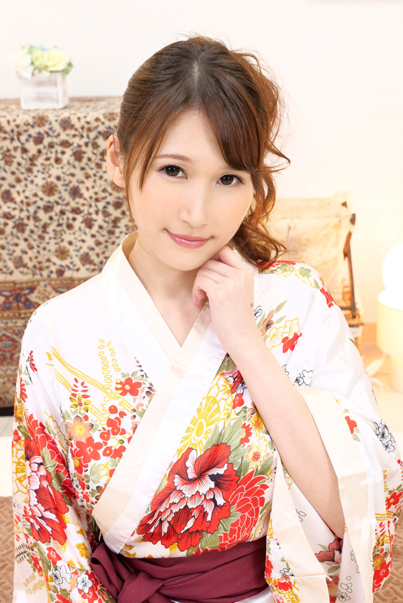 「三原ほのか｜巨乳ひざ枕メンズエステで癒される密着施術体験｜人気女優のエステプレイ動画」のサムネイル