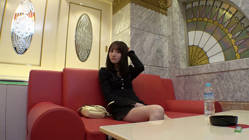 「【白石もも】スレンダー美少女ギャルに濃厚クンニ＆中出し！高身長美尻お姉さんとの激しいSEX」のサンプル画像1枚目