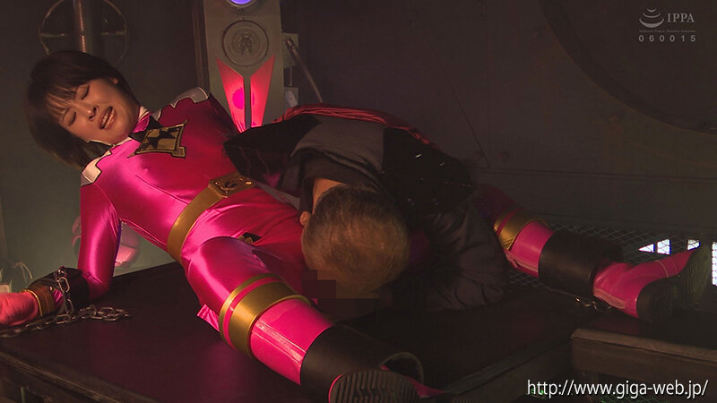 「祈山愛が魅せる女戦士コスプレ!ヒロインセックスオンリーで繰り広げる濃厚プレイ」のサンプル画像5枚目