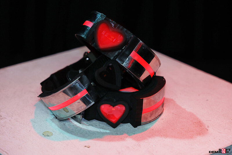 「宮沢ちはる・結城りの・春原未来が魅せる芸能人3P中出し作品｜洗脳されたおねえさんたちの禁断プレイ」のサンプル画像10枚目