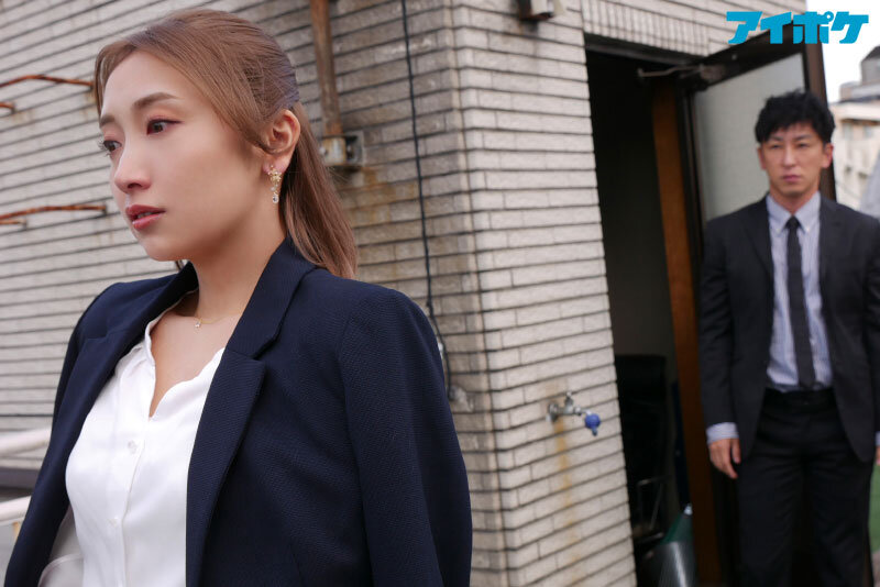 「加美杏奈が魅せる禁断のNTR不倫ドラマ|巨乳人妻の濃厚フェラと背徳セックス」のサンプル画像2枚目