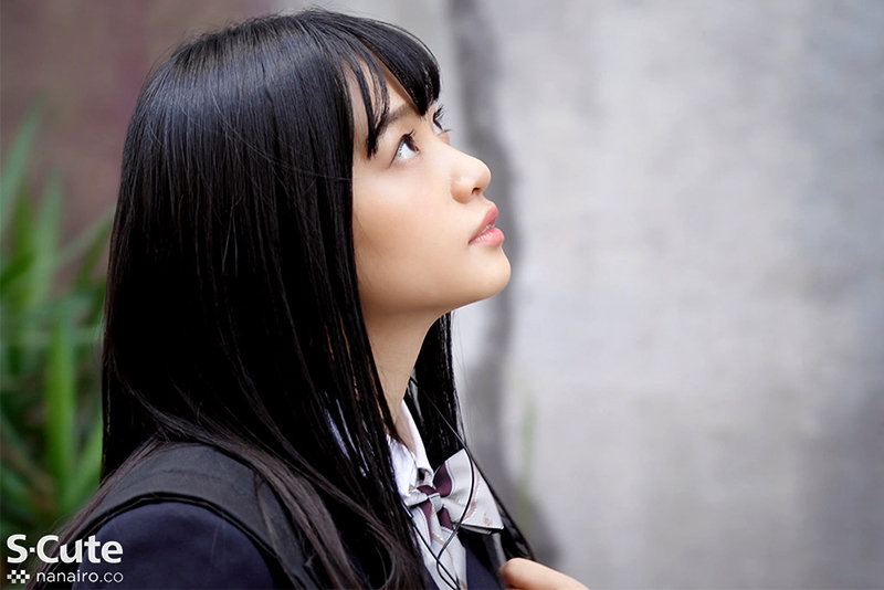 「花音うらら・桜井千春ら美少女6人の制服野外露出フェラ|廃墟ロケ撮影ベストコレクション」のサンプル画像4枚目