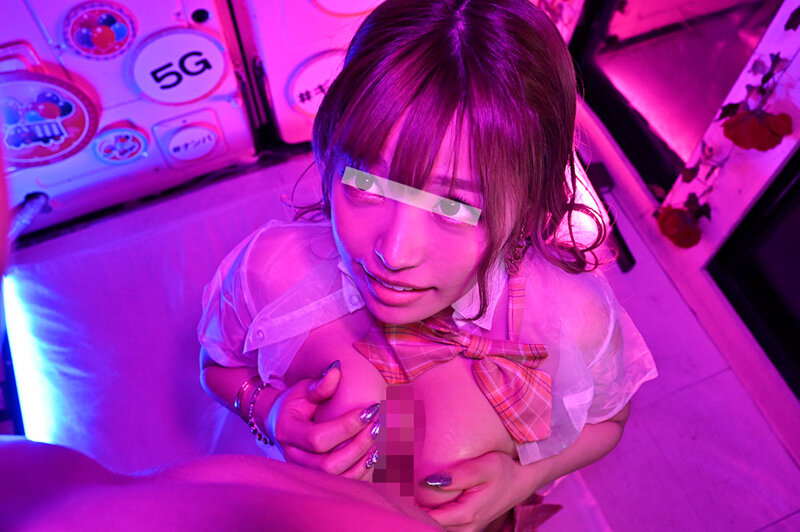 「【素人ギャル】コスプレ美女が騎乗位で激しく腰振り!連続中出しで絶頂する素人モニタリング企画」のサンプル画像7枚目