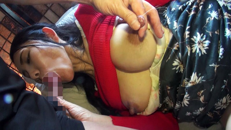 「人妻・奥村美奈子の母乳プレイ動画|潮吹き&中出しで魅せる主婦の色気」のサンプル画像5枚目