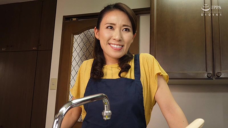 「水野優香の中出し作品｜スレンダー美乳の人妻熟女が甥っ子を誘惑する禁断の関係」のサムネイル