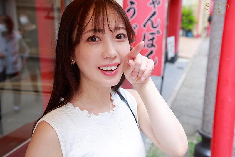 「【小湊よつ葉】元アイドルAV女優のハメ撮り＆野外露出ドキュメント！カーセックスや4Pで魅せる非日常セックス」のサンプル画像8枚目