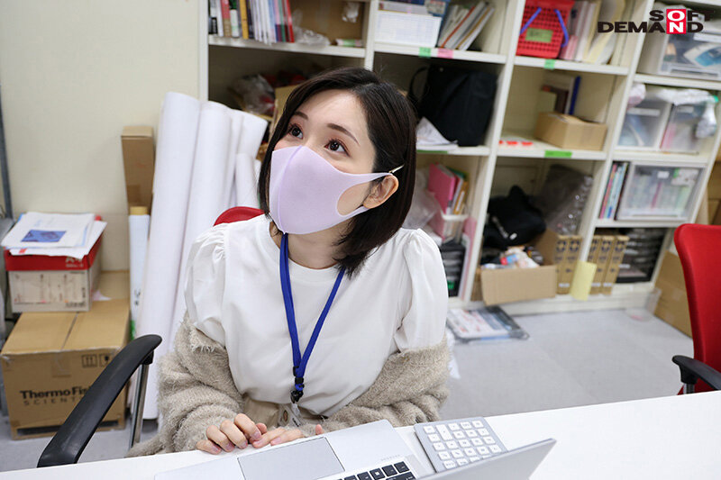 「【素人人妻】身バレNG巨乳若妻3人のハメ撮り交渉成功!マスク着用で特別出演」のサンプル画像10枚目