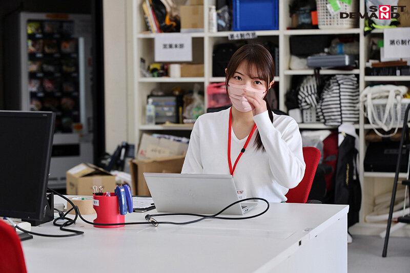 「【素人人妻】身バレNG巨乳若妻3人のハメ撮り交渉成功!マスク着用で特別出演」のサンプル画像6枚目