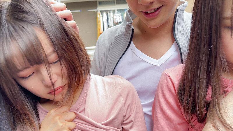 「【素人美女】中出し3P・4Pで乱れる濃厚フェラ＆絶頂セックス【R&M】」のサムネイル