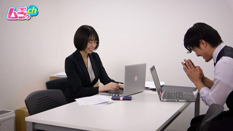 「【神田ゆい】巨乳スレンダー素人OLの秘密オナニーを盗撮・のぞき!会議室での大胆プレイ」のサンプル画像2枚目