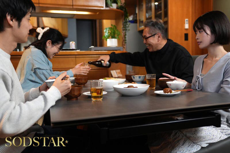 「【MINAMO】人妻が連れ子に寝取られ中出しされる禁断NTR!夫より感じてしまう背徳セックス」のサンプル画像12枚目