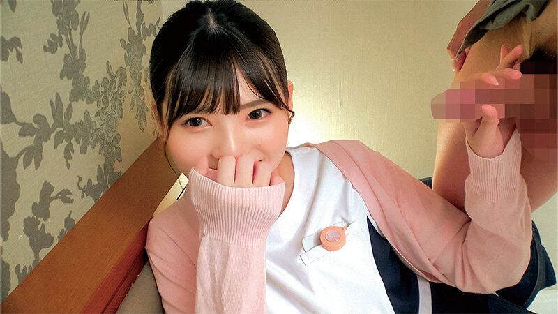 「【素人ナース】巨乳美乳の天使系看護婦に童貞筆おろし騎乗位で中出し懇願されちゃいました」のサンプル画像3枚目