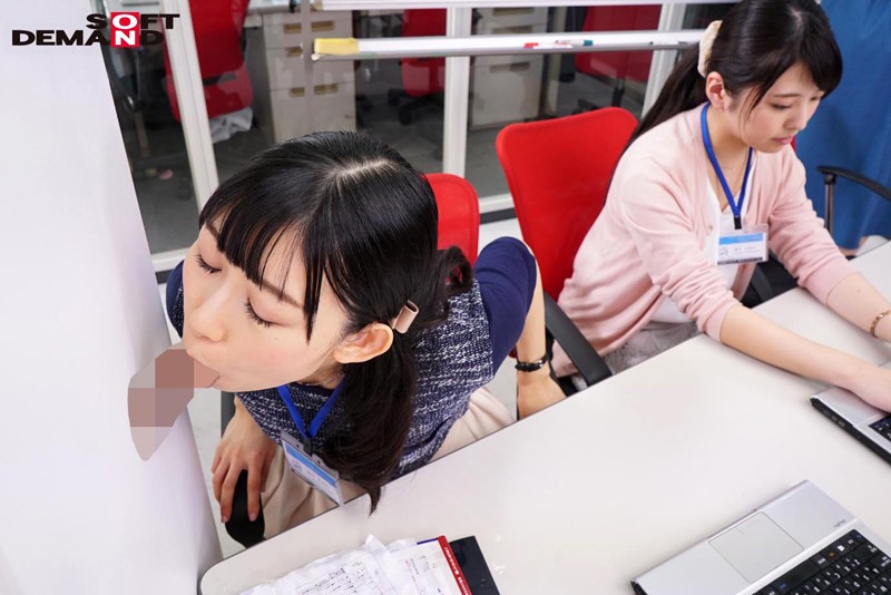 「美谷朱里・黒川すみれら人気女優8名が魅せるOLごっくんフェラ!オフィスで誘惑する美女たち」のサンプル画像4枚目